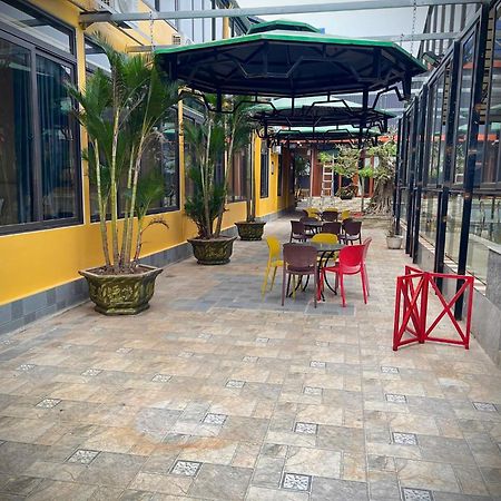 Sunny Bungalow & Hotel Ниньбинь Экстерьер фото