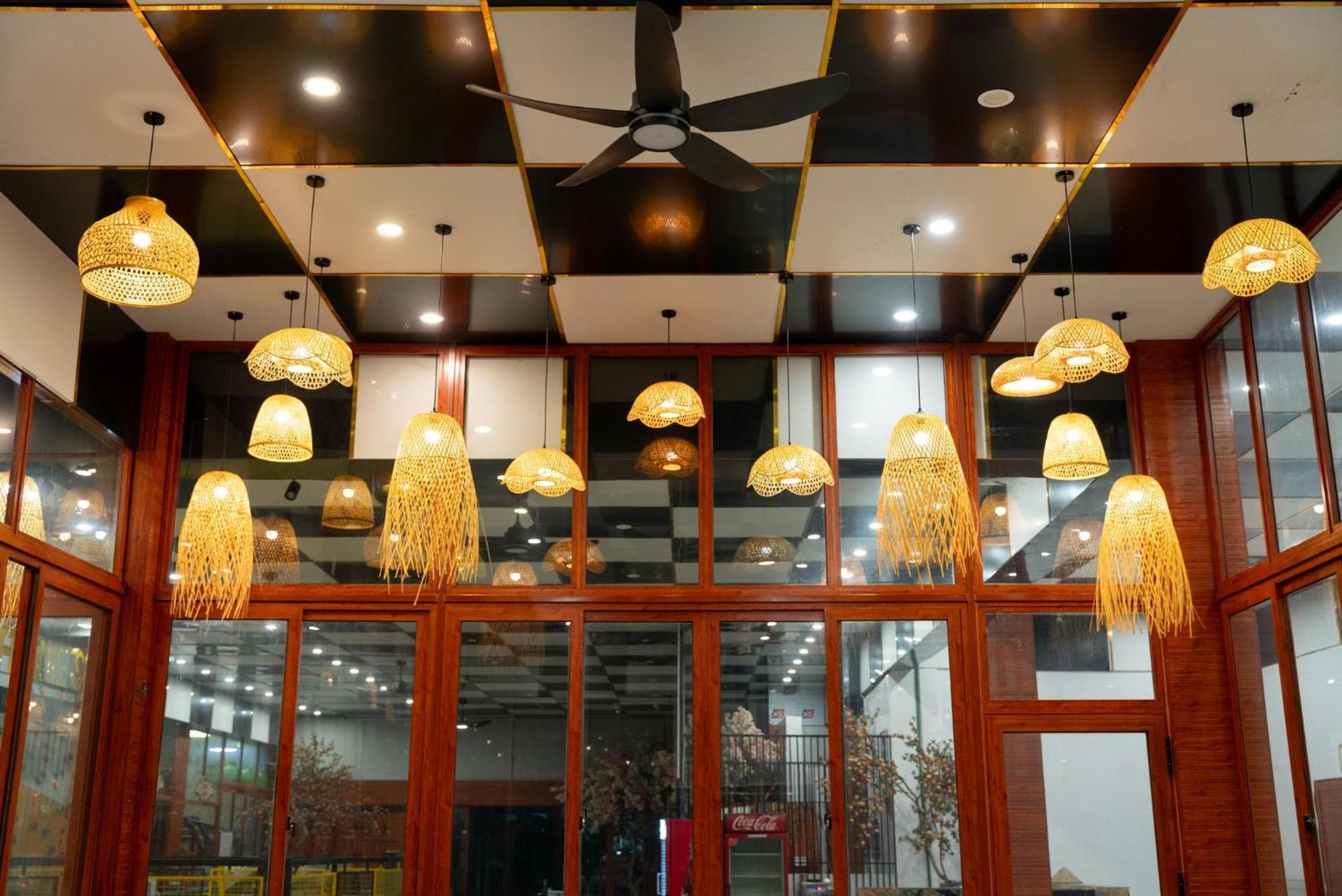 Sunny Bungalow & Hotel Ниньбинь Экстерьер фото