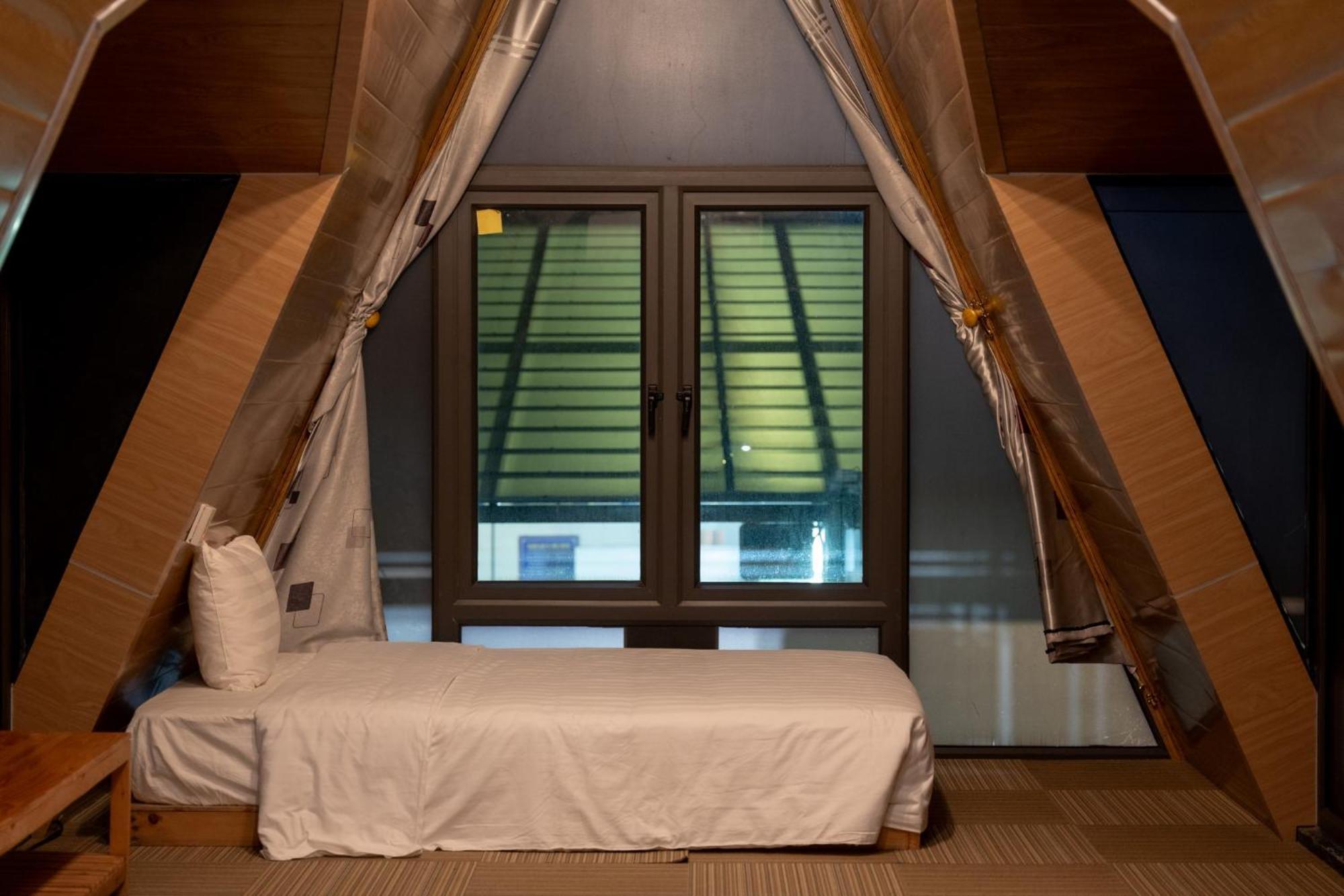 Sunny Bungalow & Hotel Ниньбинь Экстерьер фото